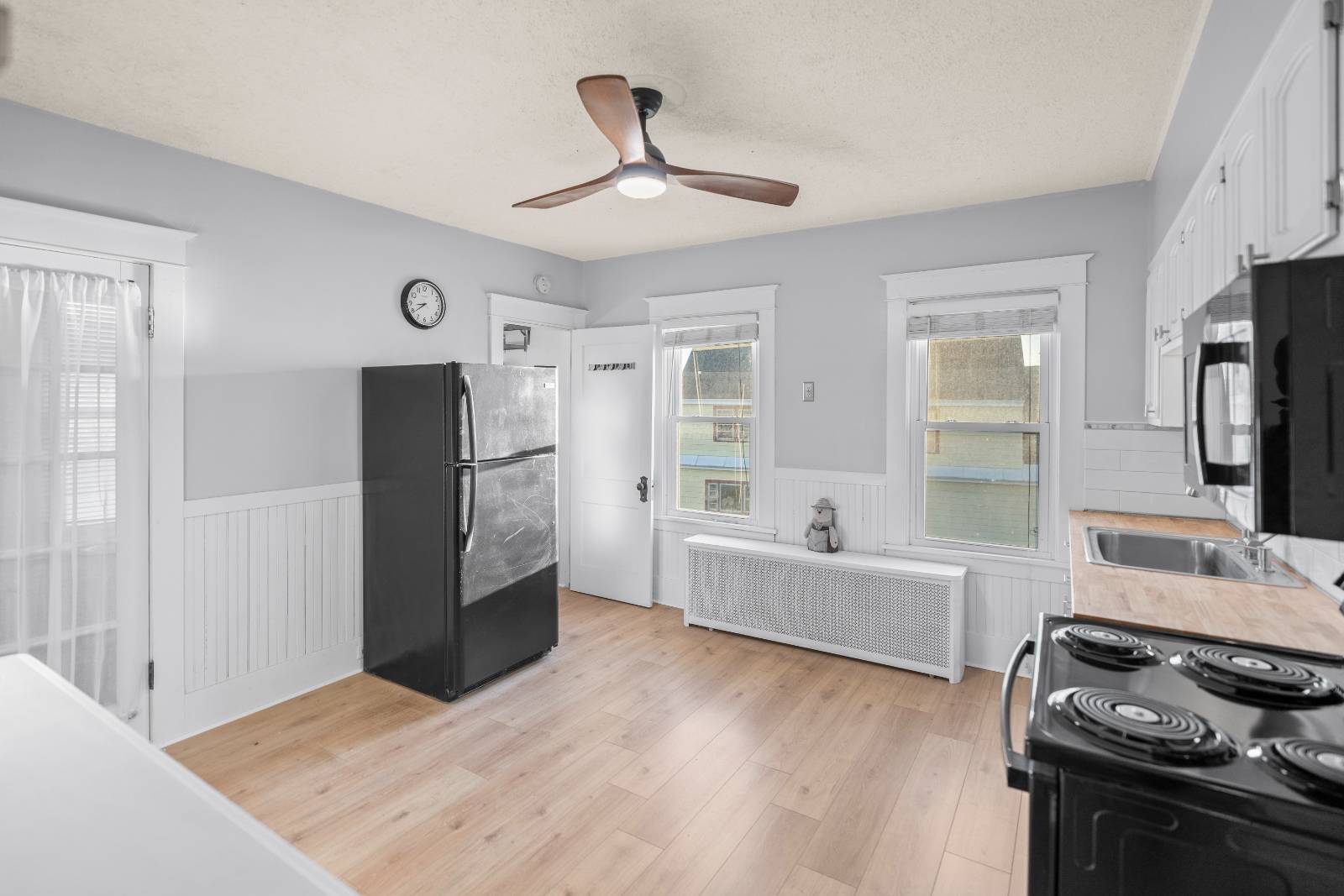 #28 photo, 45 Pulaski St, Amsterdam , NY 12010