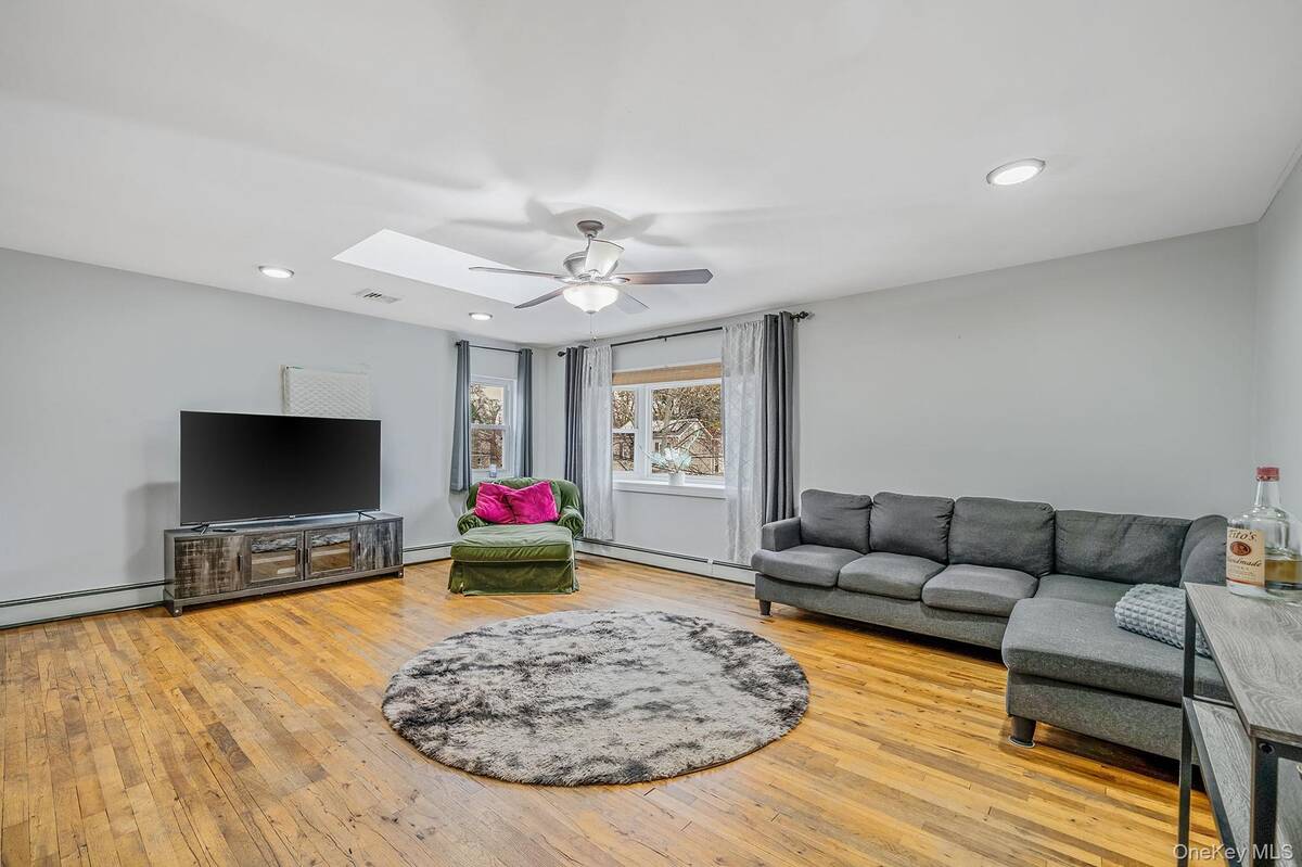 #20 photo, 32 McCue Avenue, Wyandanch , NY 11798