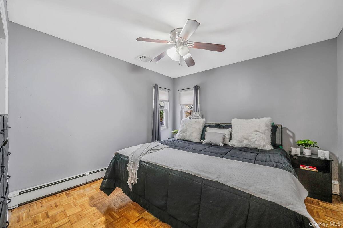 #24 photo, 32 McCue Avenue, Wyandanch , NY 11798