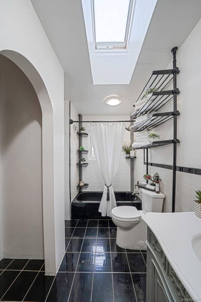 #26 photo, 32 McCue Avenue, Wyandanch , NY 11798