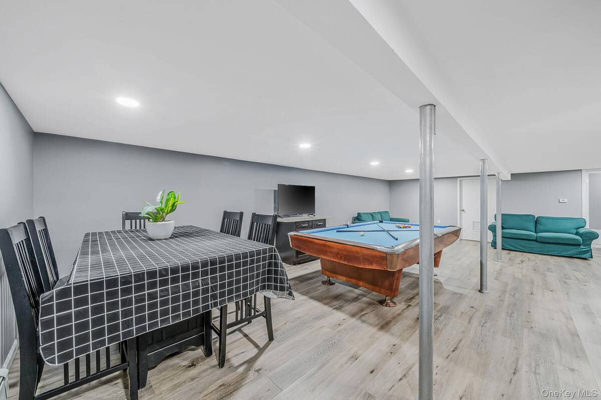 #29 photo, 32 McCue Avenue, Wyandanch , NY 11798