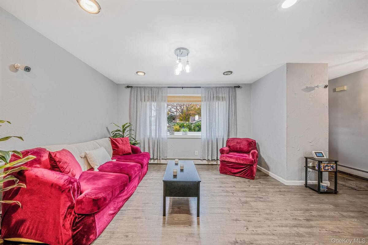 #3 photo, 32 McCue Avenue, Wyandanch , NY 11798