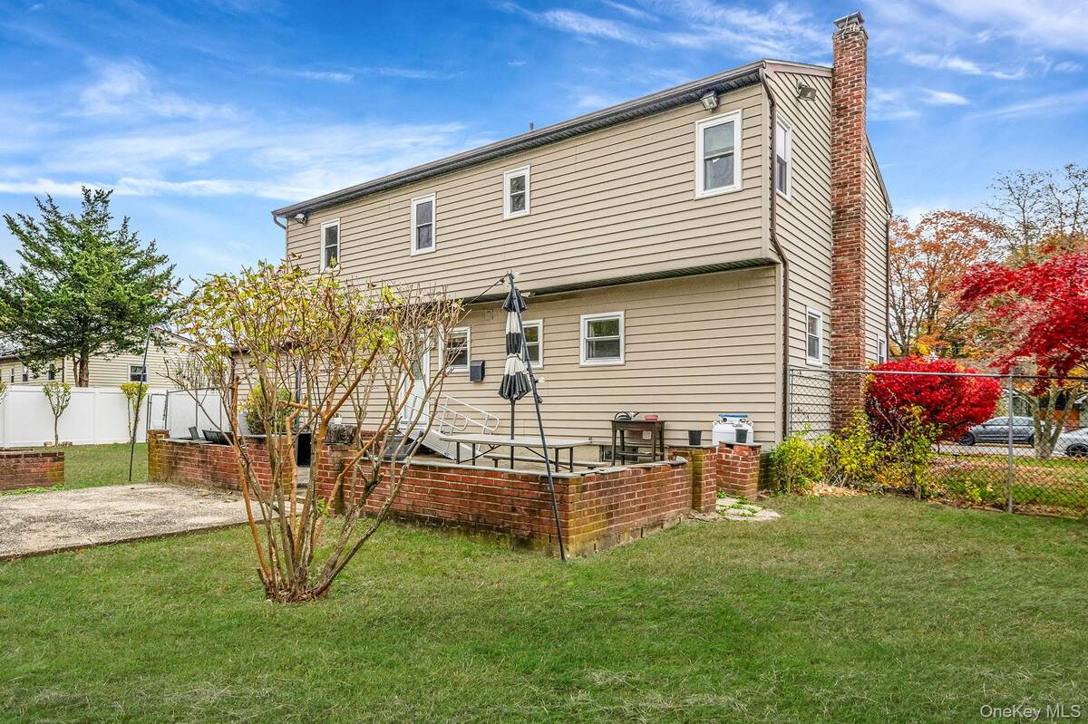 #36 photo, 32 McCue Avenue, Wyandanch , NY 11798