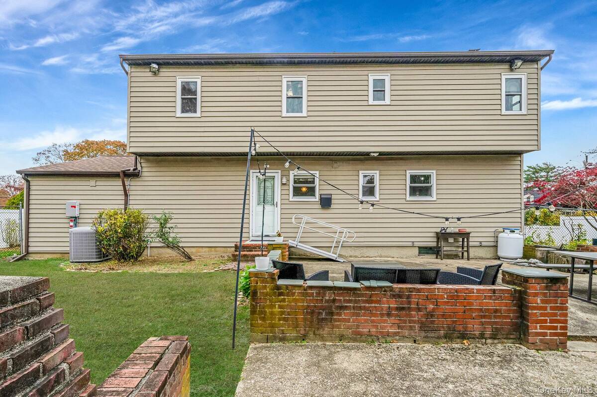 #37 photo, 32 McCue Avenue, Wyandanch , NY 11798