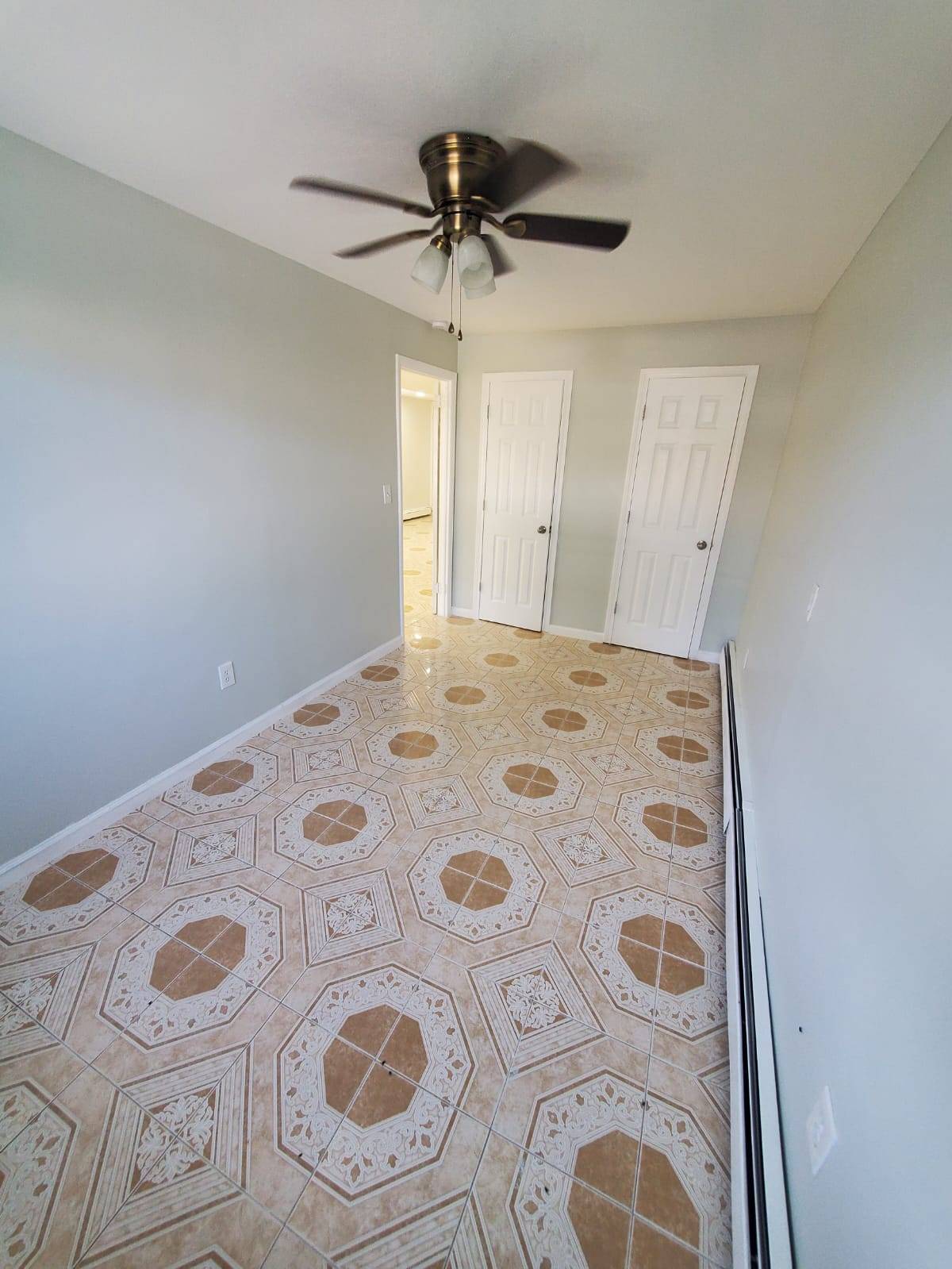 #7 photo, 1020 Bay 32nd street, #1, Far Rockaway , NY 11691