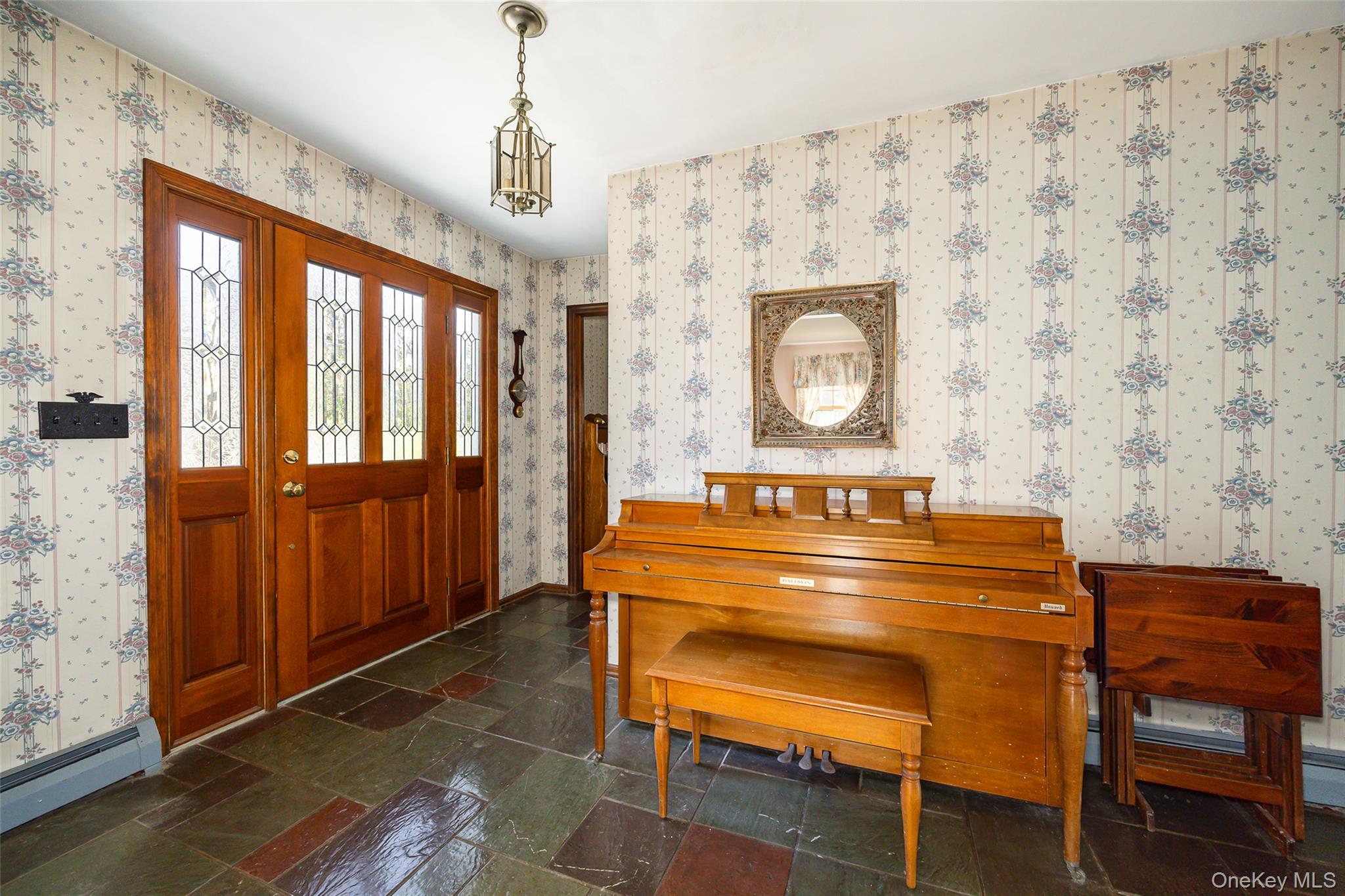 #2 photo, 4 McAllister Drive, Pleasant Valley , NY 12569