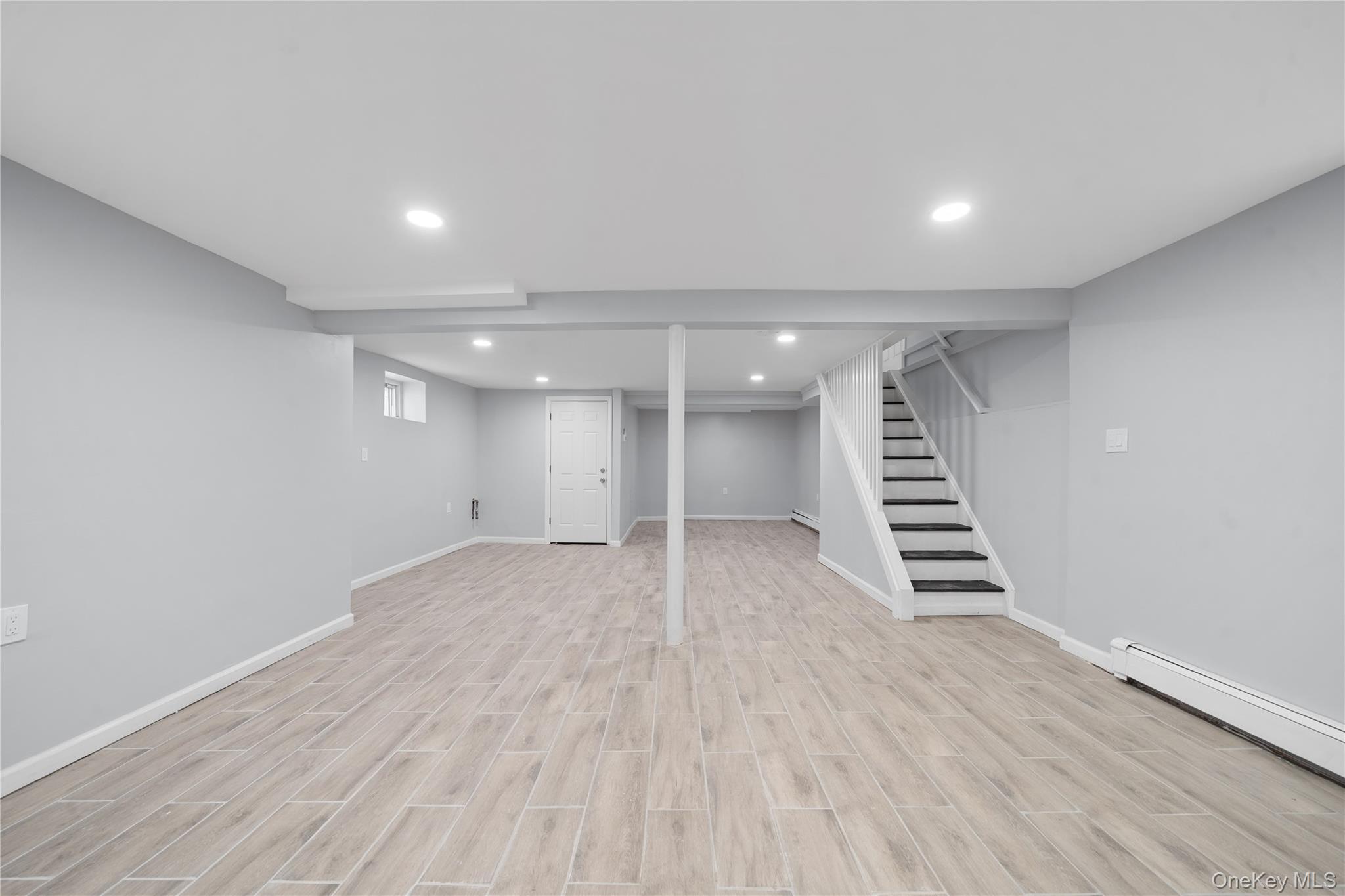 #18 photo, 11942 189th Street, Saint Albans , NY 11412