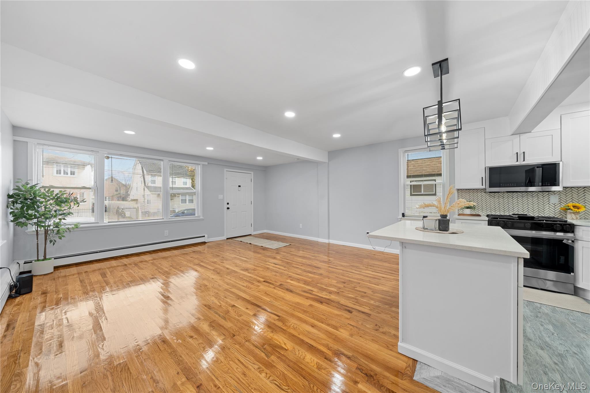 #7 photo, 11942 189th Street, Saint Albans , NY 11412