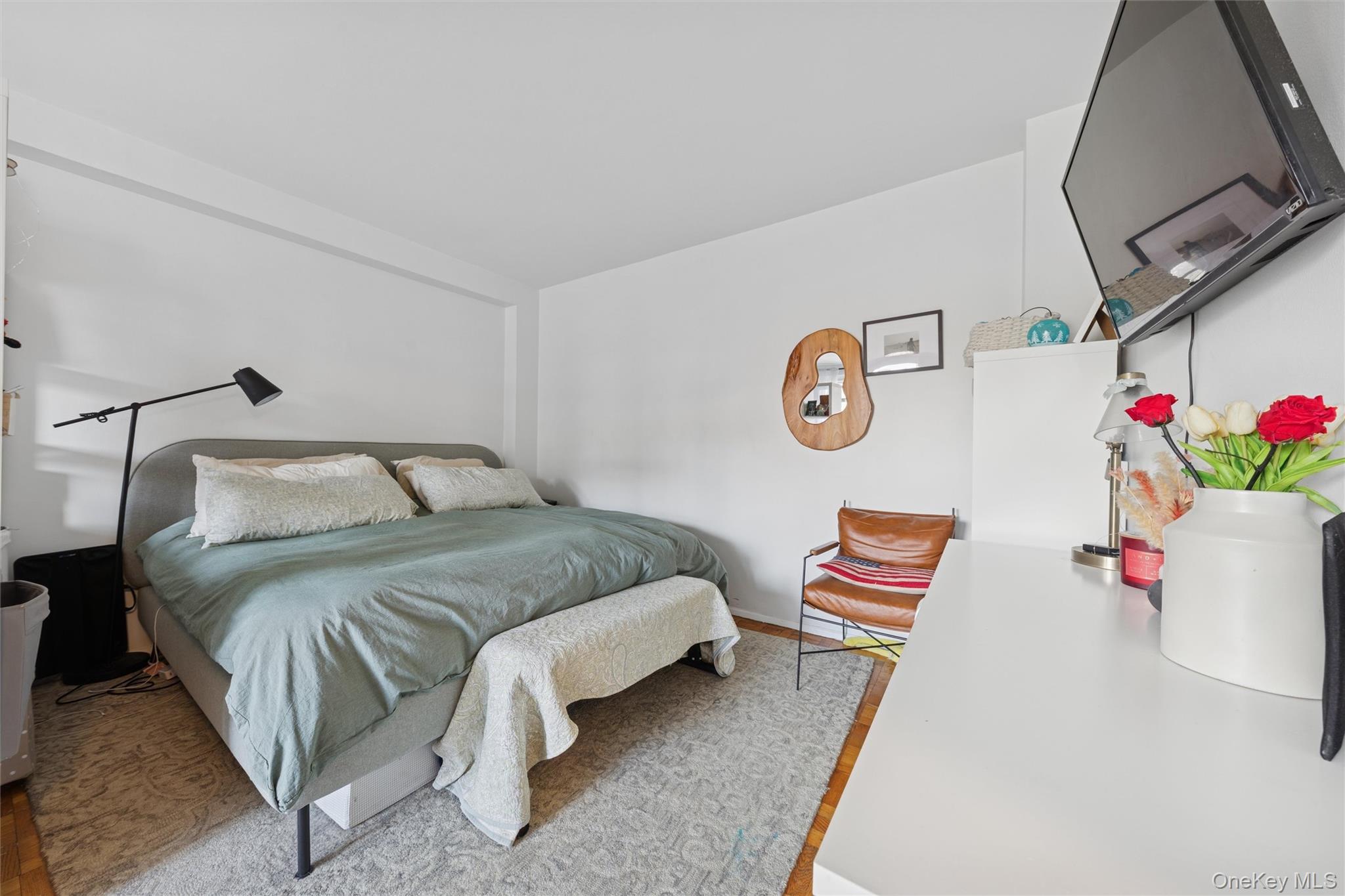 #3 photo, 3725 Henry Hudson Parkway, Bronx , NY 10463