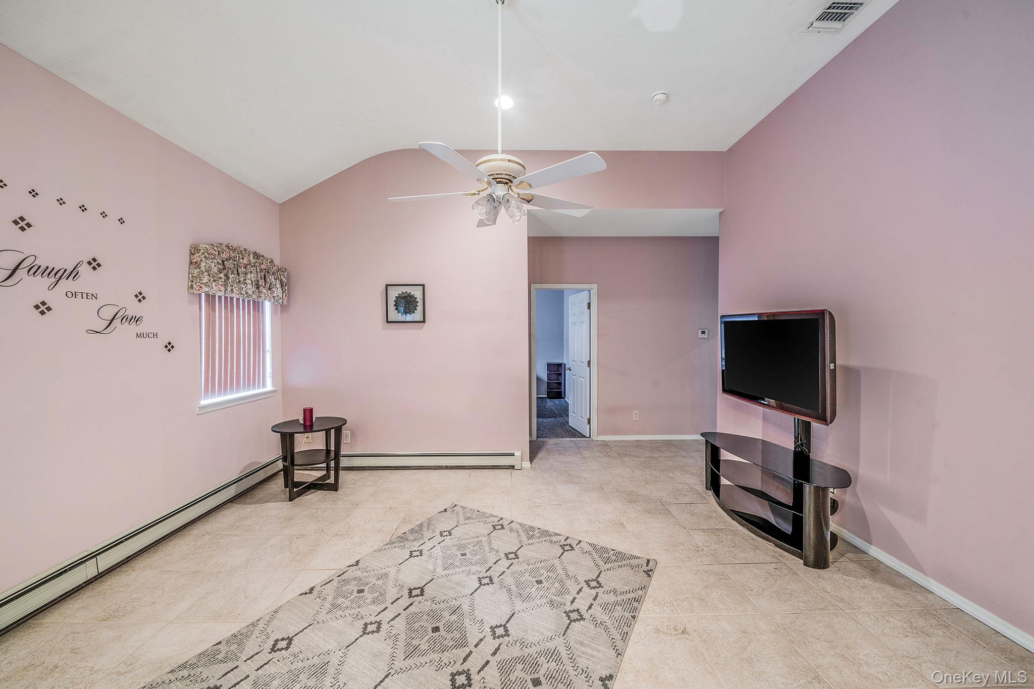 #10 photo, 1 Monaco Court, サフォーク郡 Ronkonkoma , NY 11779