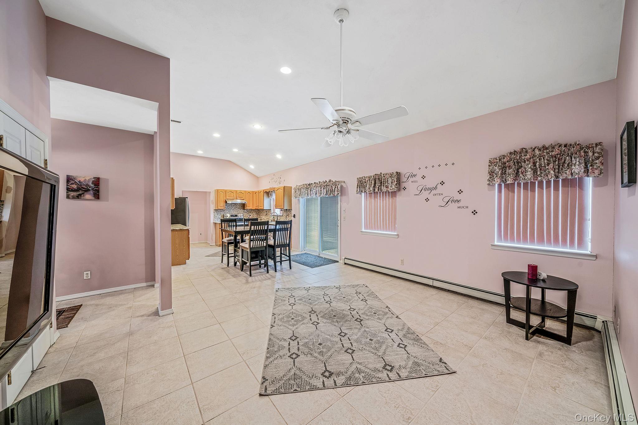 #8 photo, 1 Monaco Court, サフォーク郡 Ronkonkoma , NY 11779