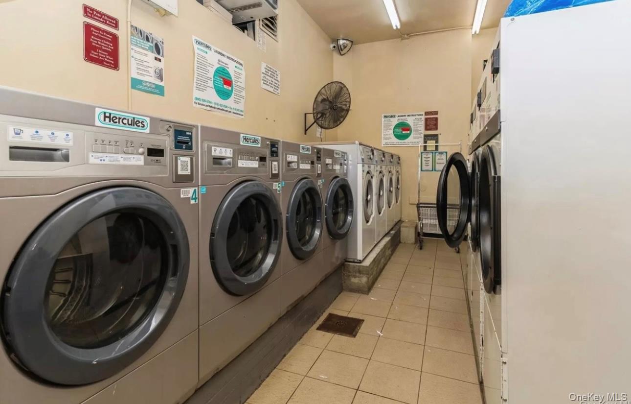 #18 photo, 83 Finch, Islip , NY 11751