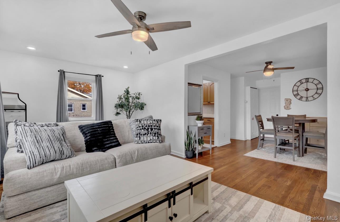 #6 photo, 83 Finch, Islip , NY 11751