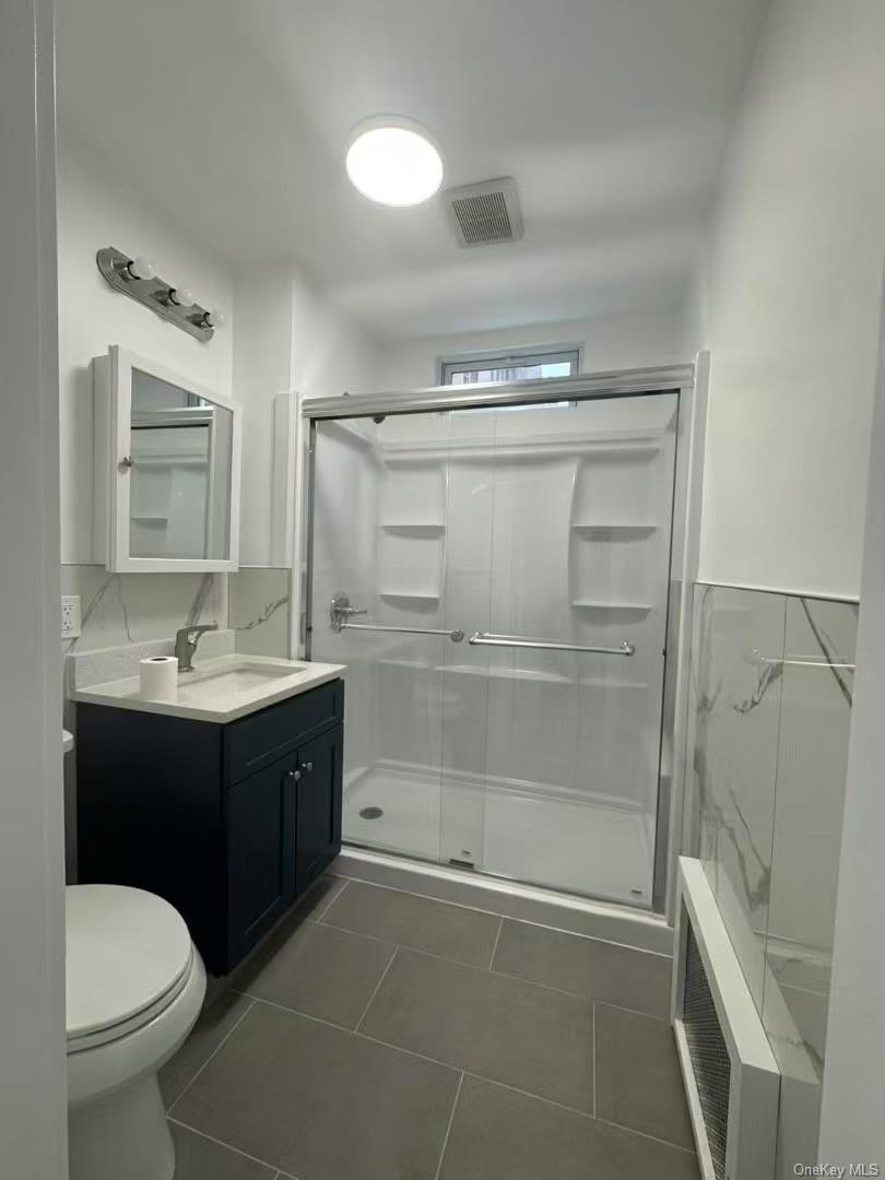 #7 photo, 86-17 88 Avenue, Woodhaven , NY 11421