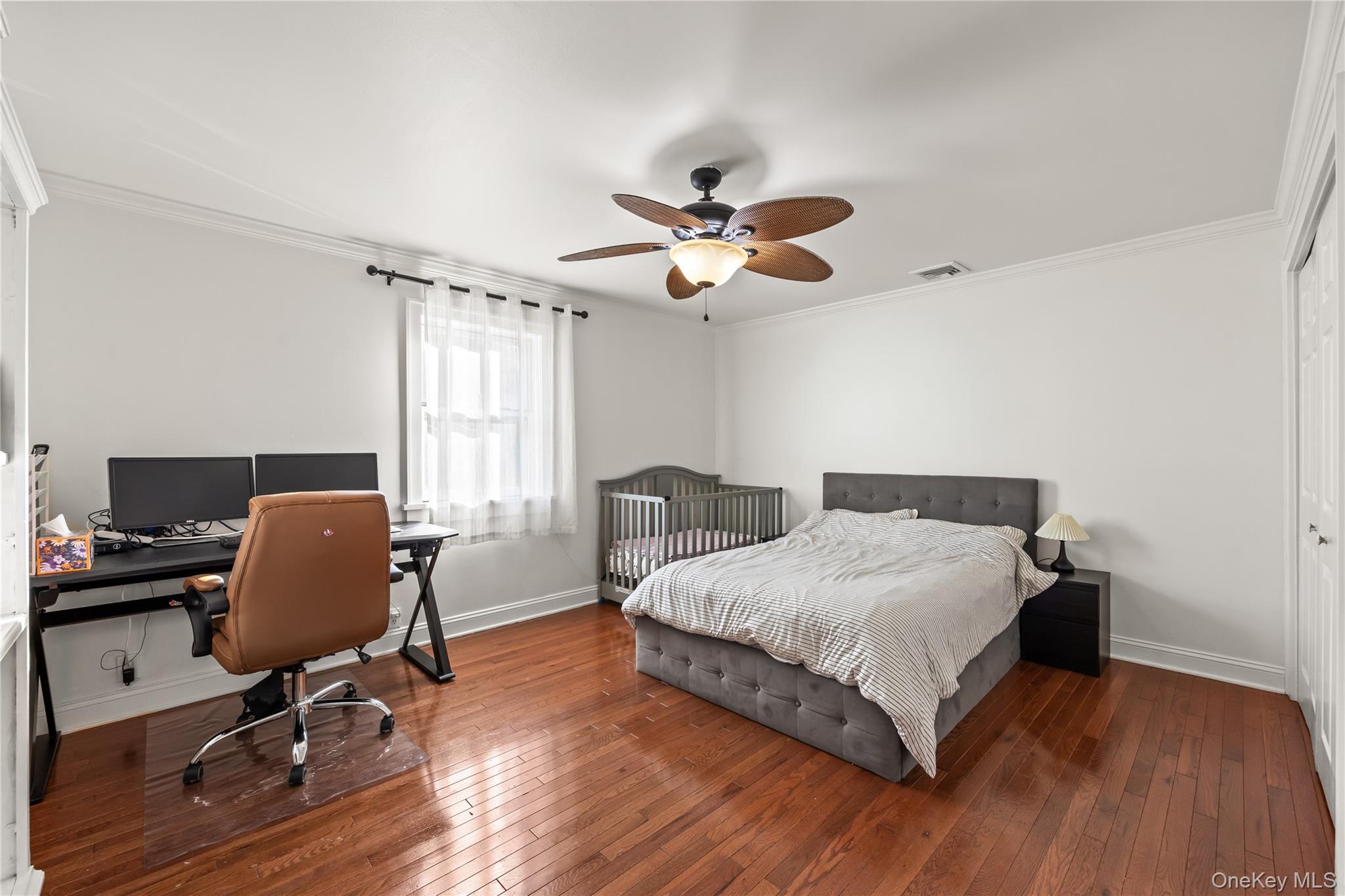 #13 photo, 9 Hillside Avenue, Glen Head , NY 11545