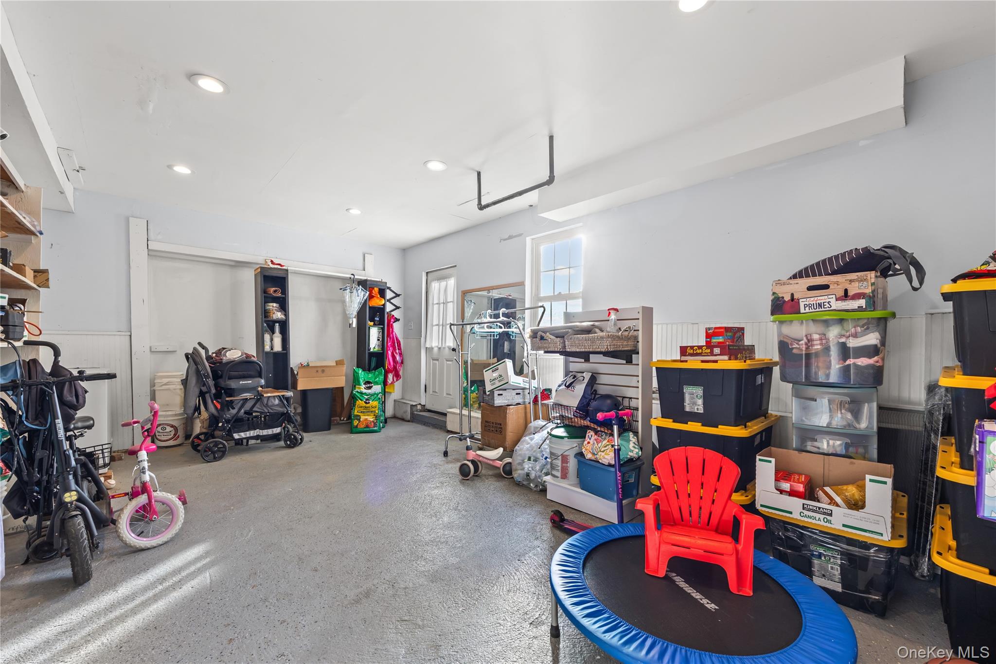 #19 photo, 9 Hillside Avenue, Glen Head , NY 11545