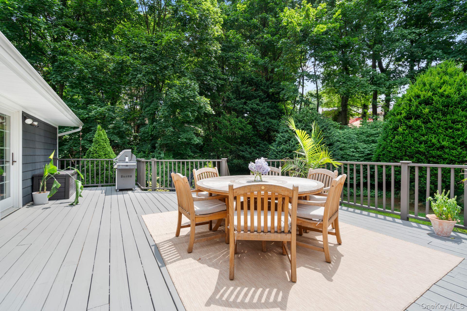 #19 photo, 32 Hennessey Drive, Huntington , NY 11743