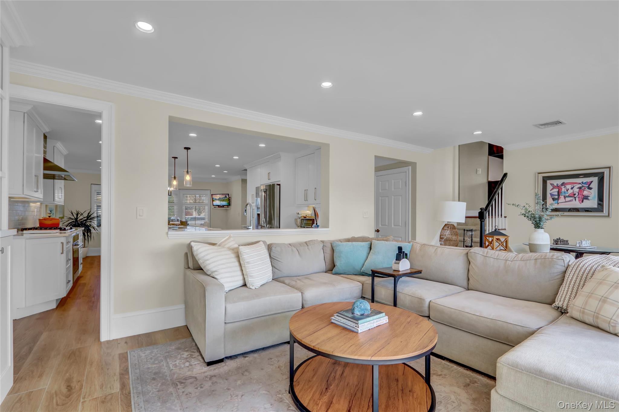 #12 photo, 2848 Clubhouse Road, Merrick , NY 11566