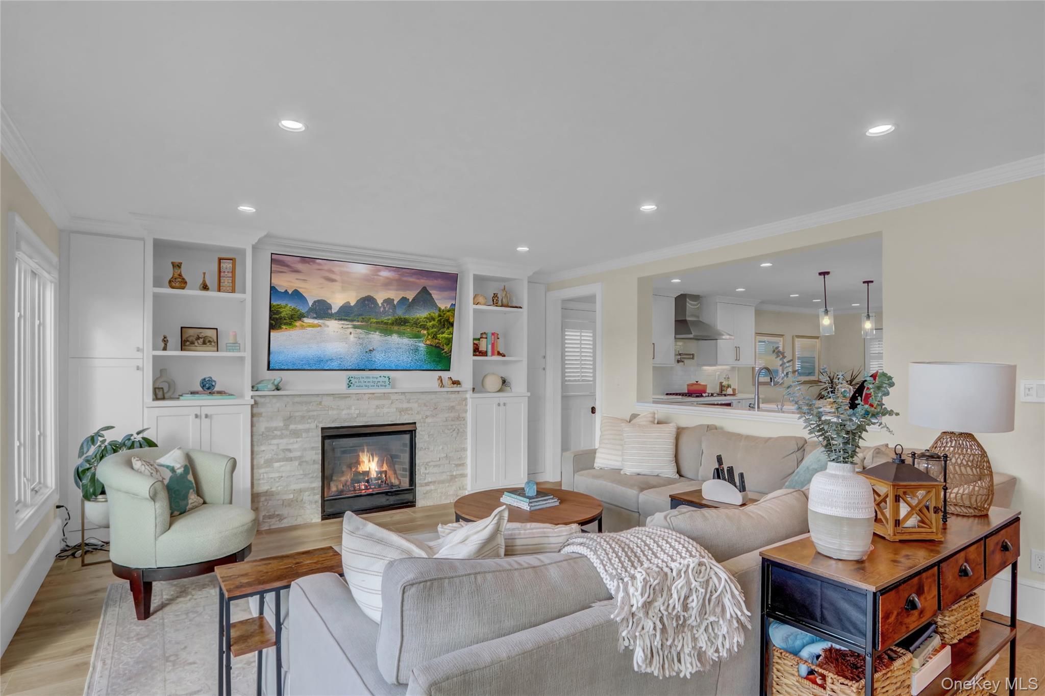 #13 photo, 2848 Clubhouse Road, Merrick , NY 11566