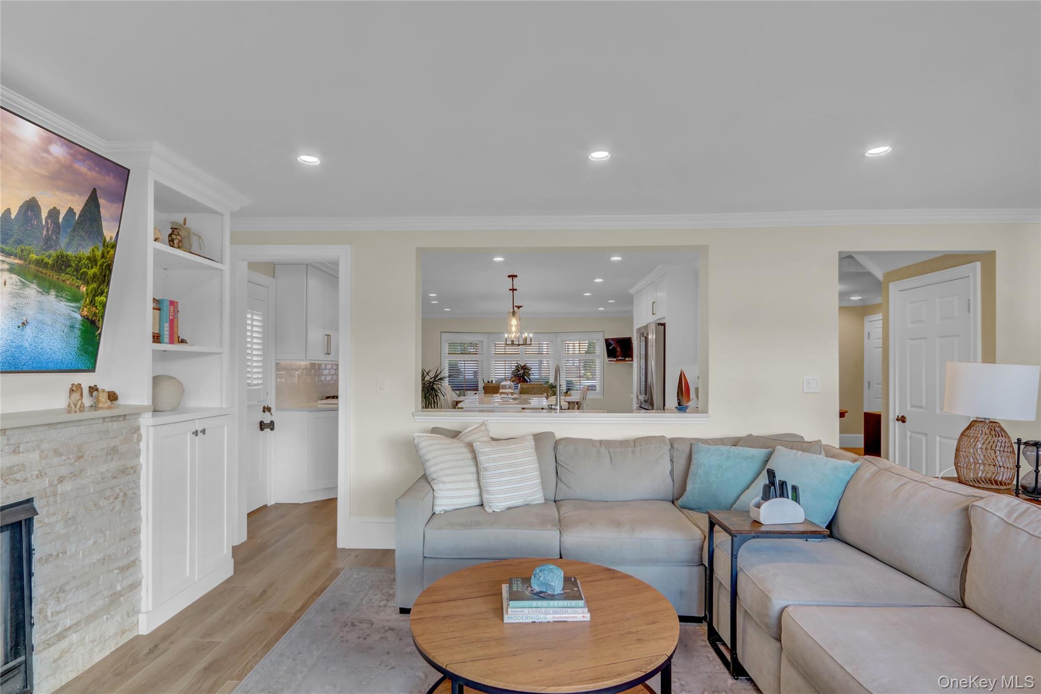 #14 photo, 2848 Clubhouse Road, Merrick , NY 11566