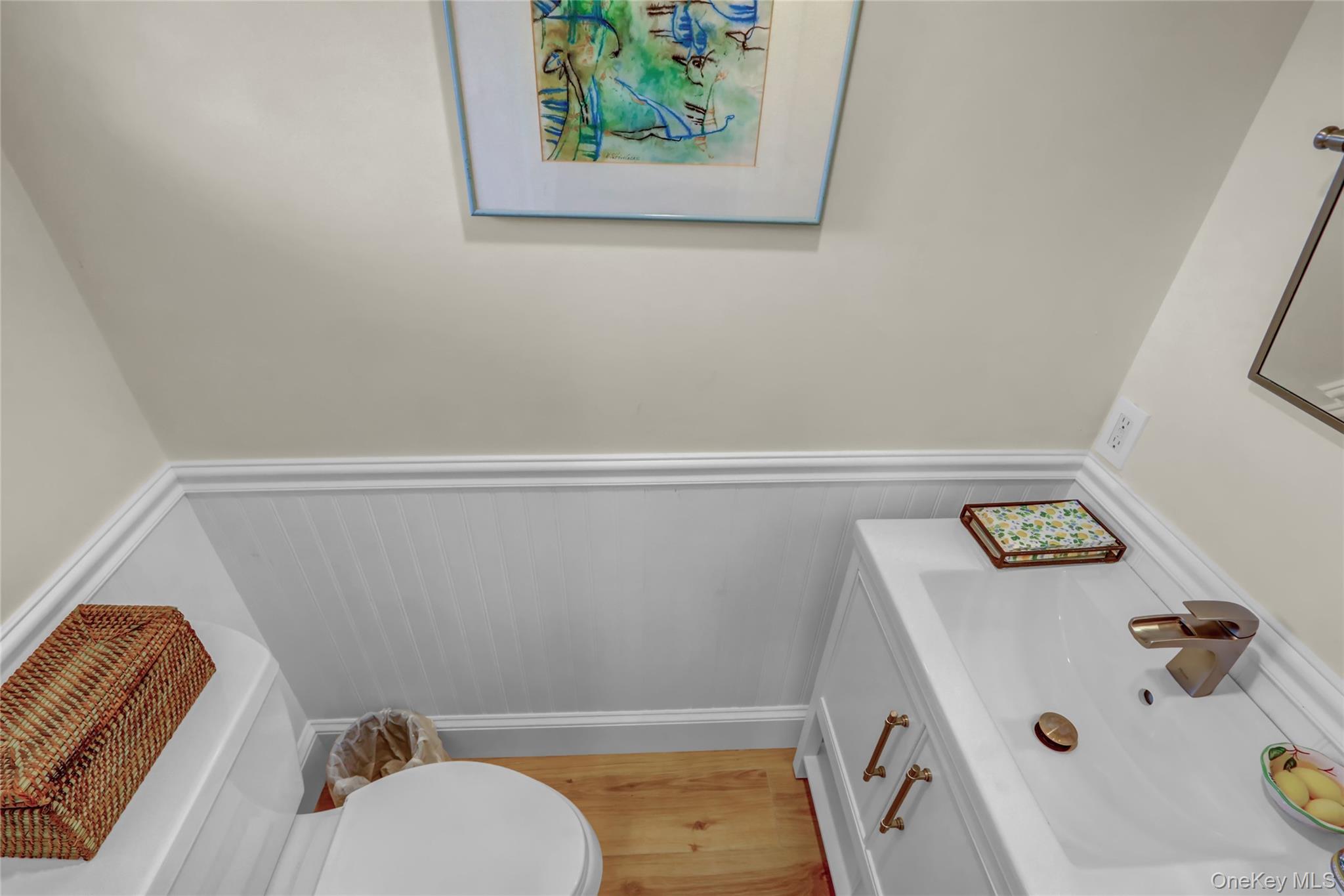 #17 photo, 2848 Clubhouse Road, Merrick , NY 11566