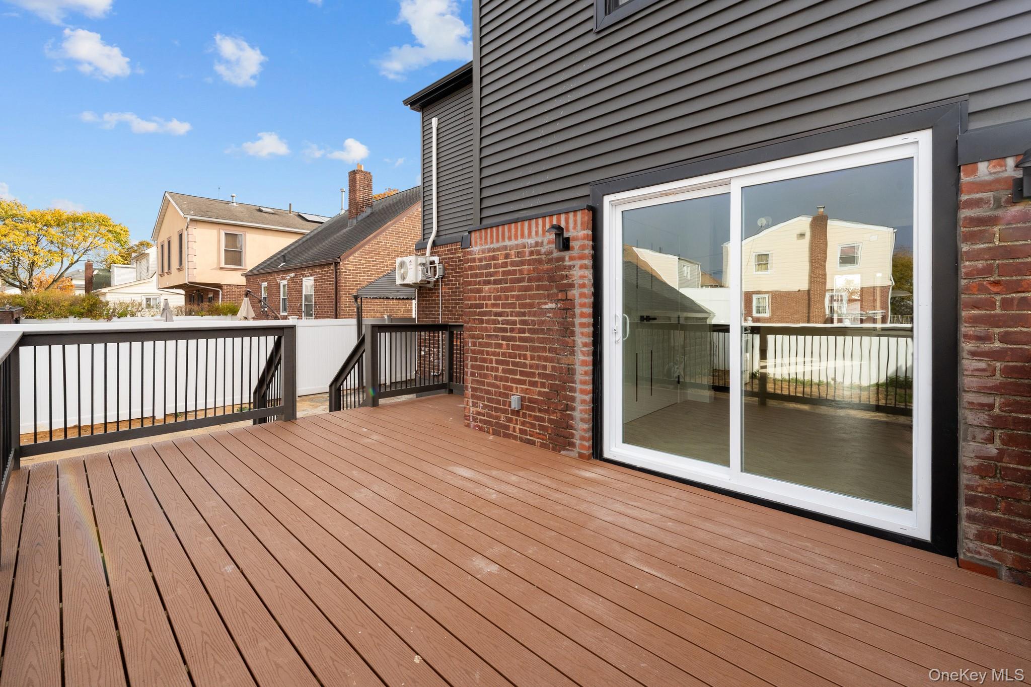 #19 photo, 21917 132nd Road, Laurelton , NY 11413