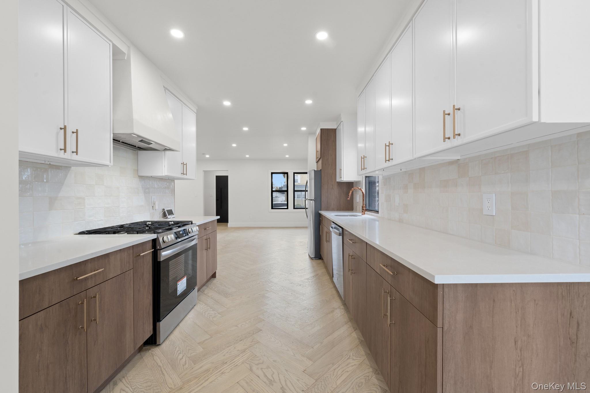 #3 photo, 21917 132nd Road, Laurelton , NY 11413