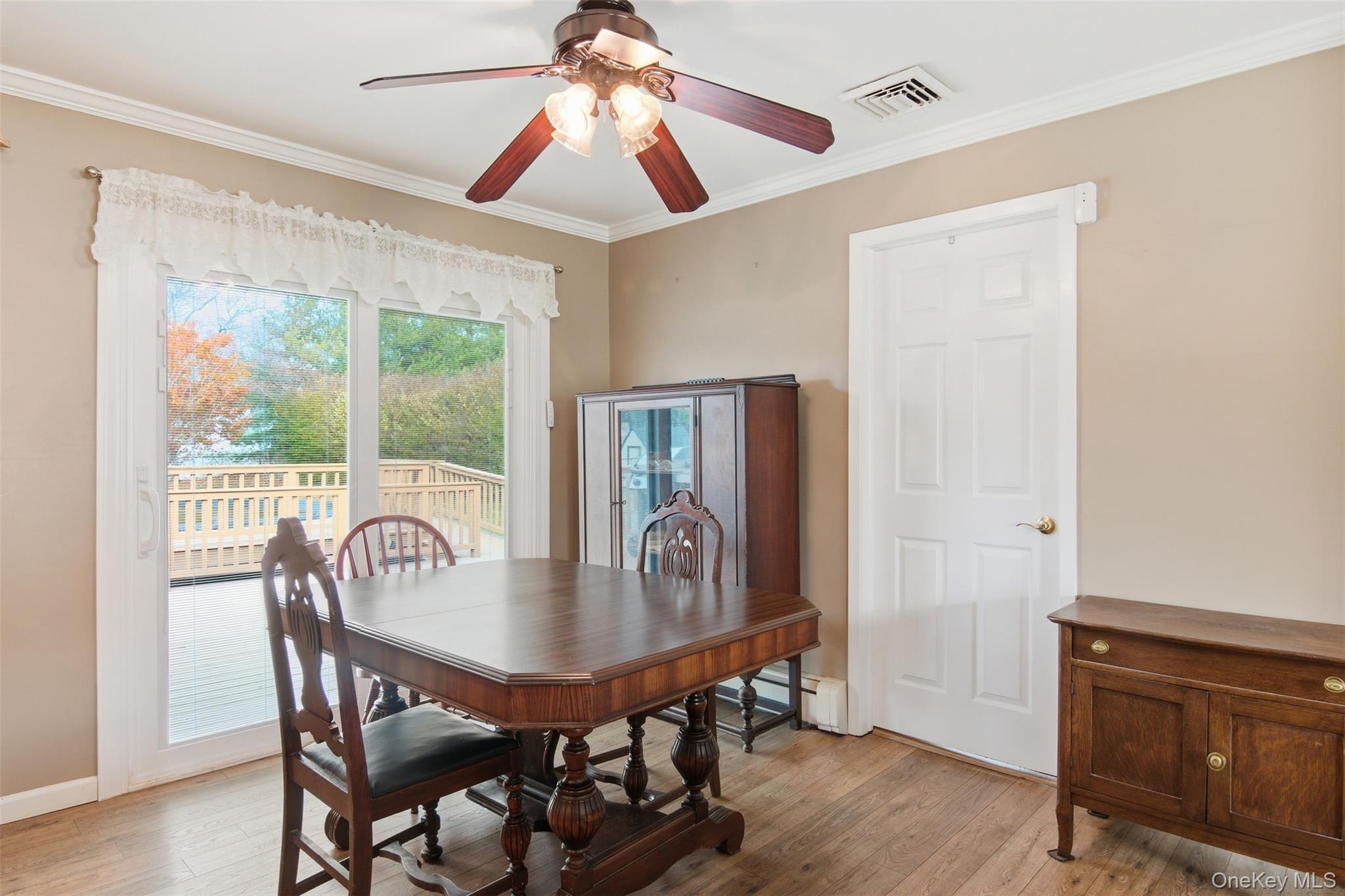 #12 photo, 143 Jamaica Avenue, サフォーク郡 Medford , NY 11763