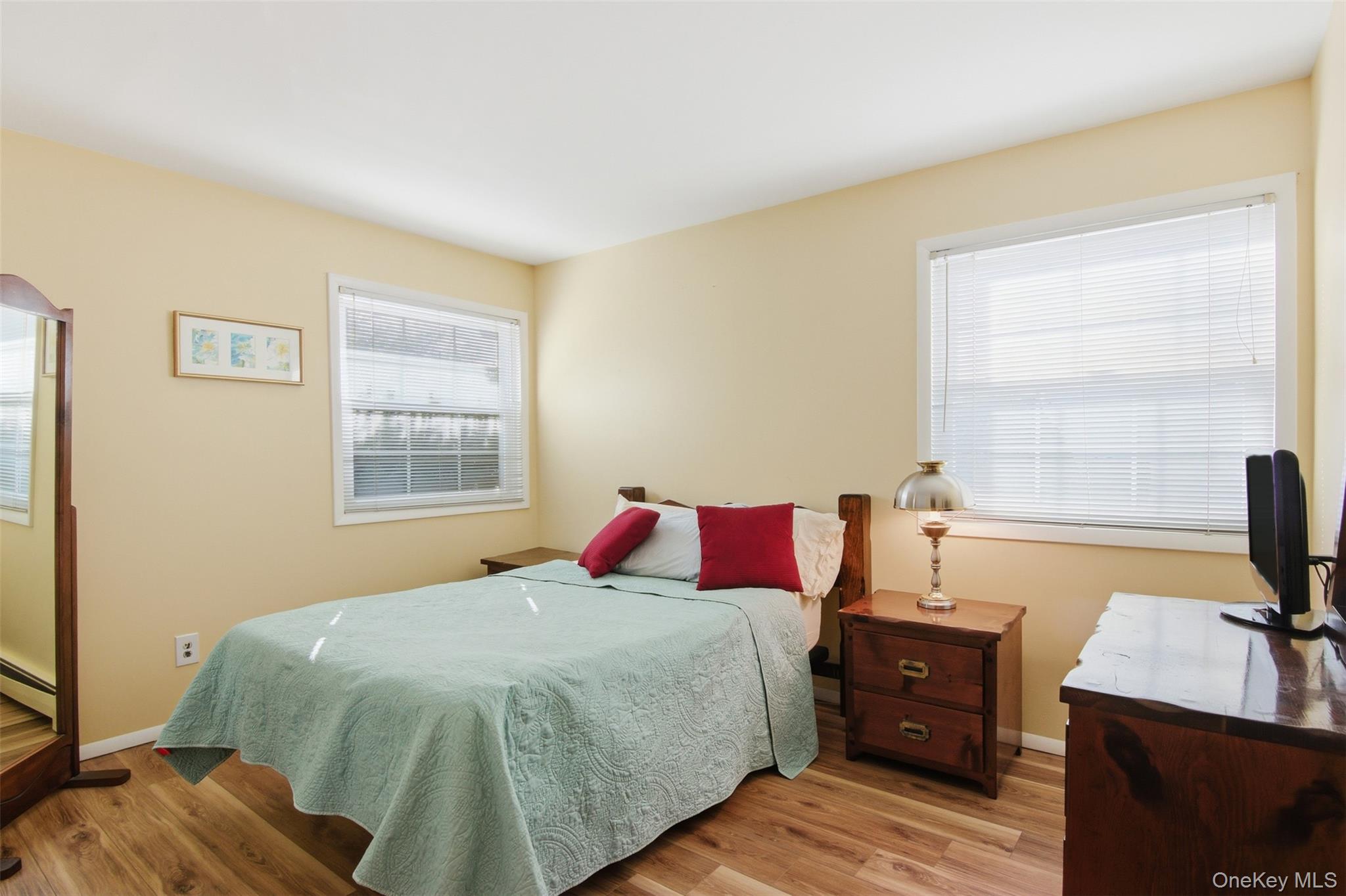 #14 photo, 143 Jamaica Avenue, サフォーク郡 Medford , NY 11763