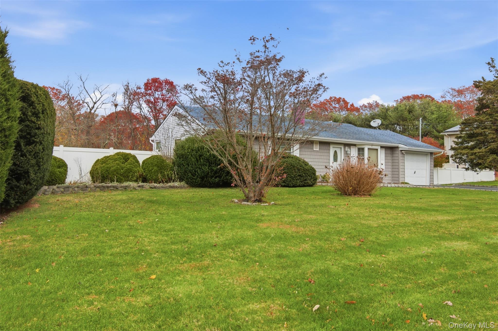 #2 photo, 143 Jamaica Avenue, サフォーク郡 Medford , NY 11763