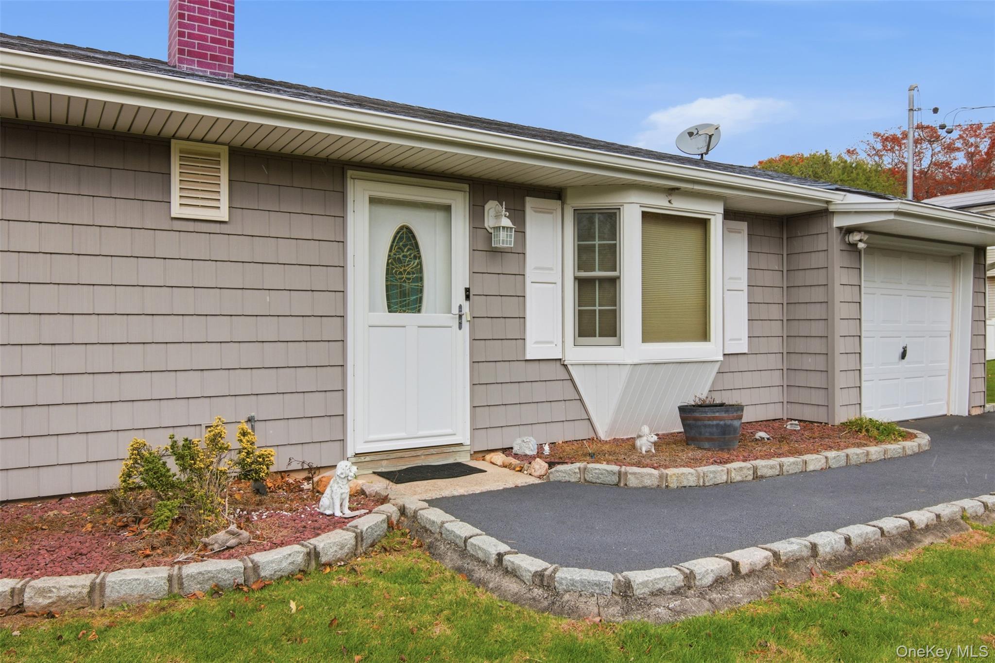 #3 photo, 143 Jamaica Avenue, サフォーク郡 Medford , NY 11763