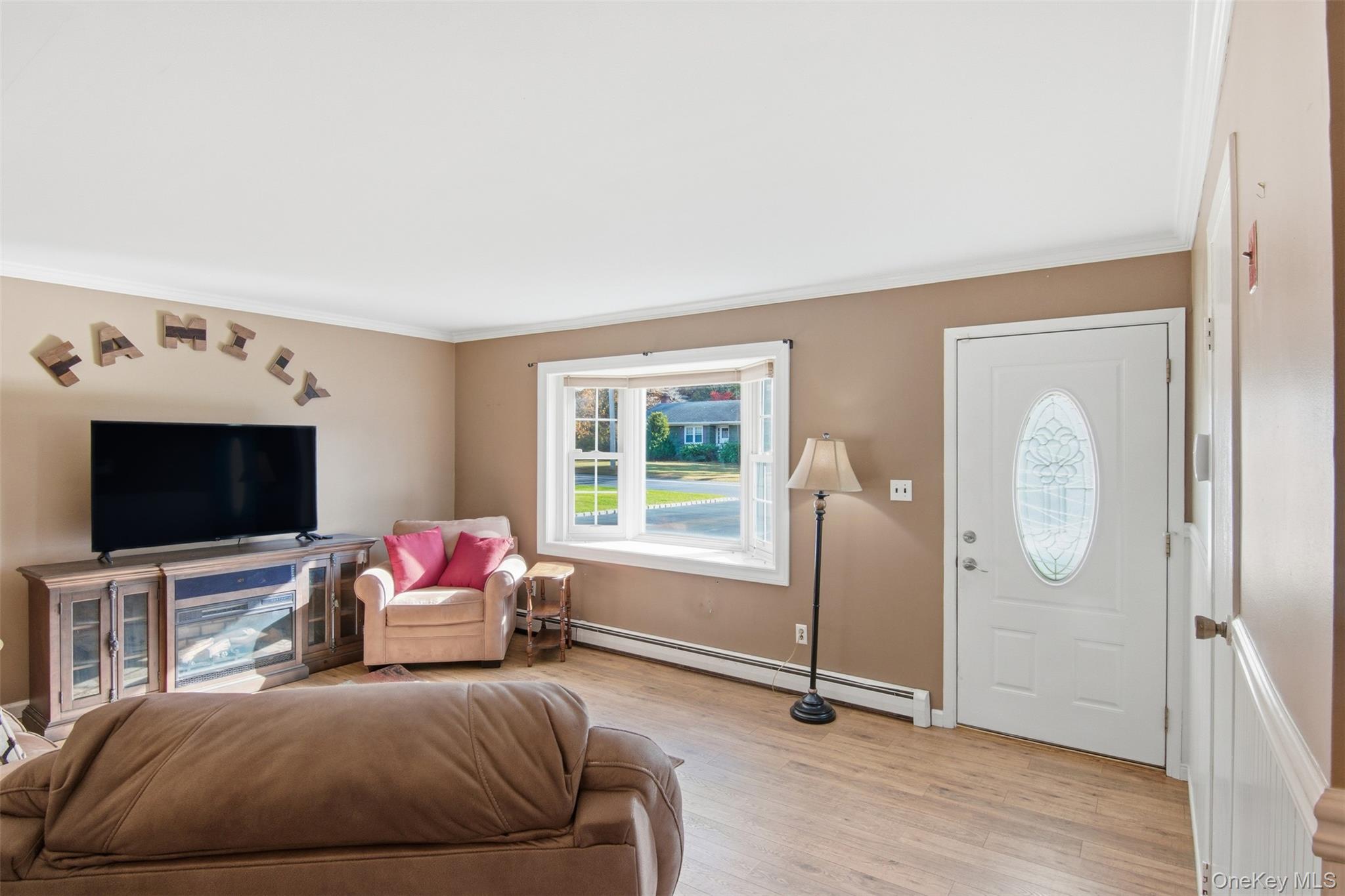 #4 photo, 143 Jamaica Avenue, サフォーク郡 Medford , NY 11763