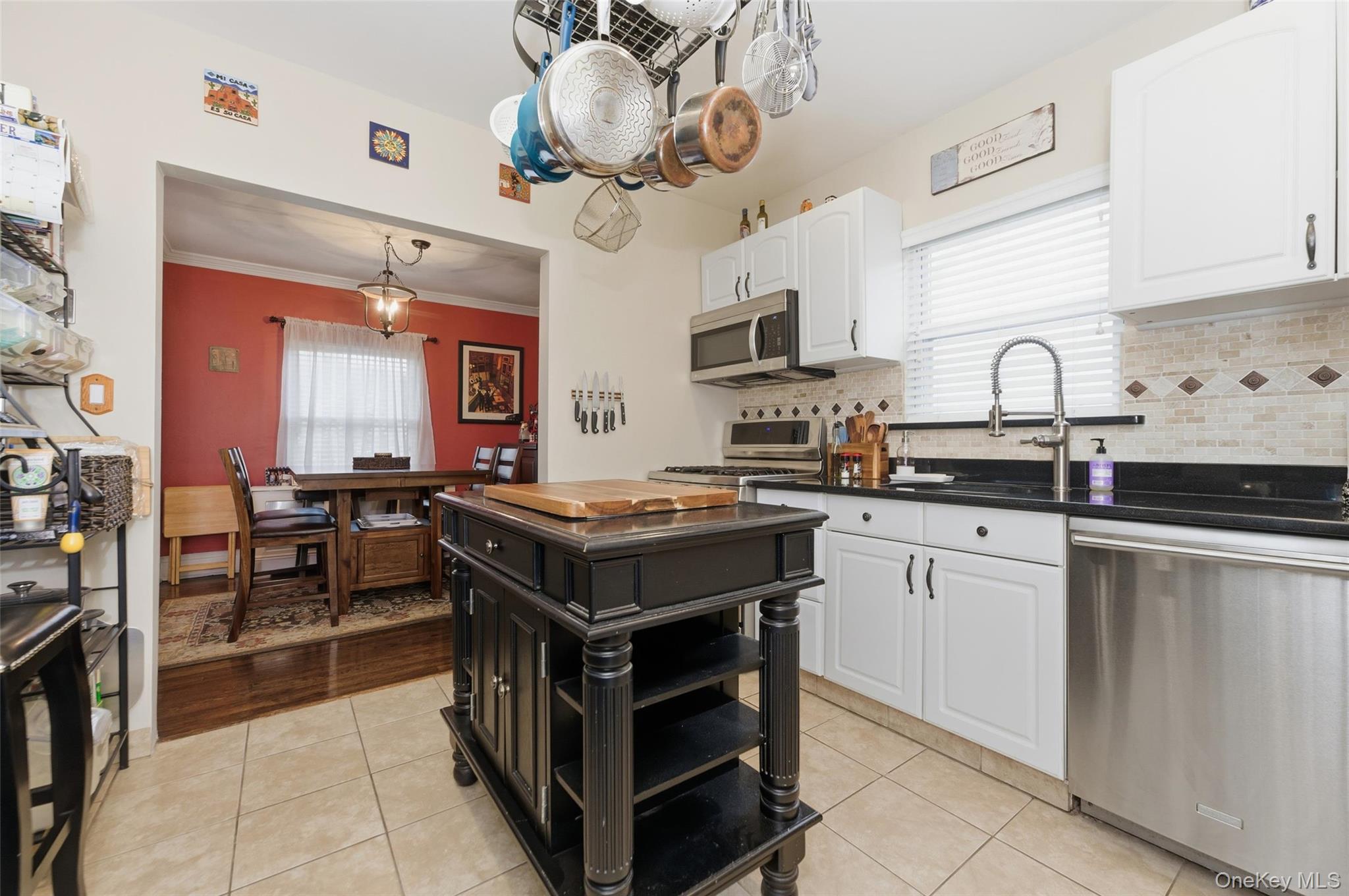 #10 photo, 42 Homecrest Court, Oceanside , NY 11572