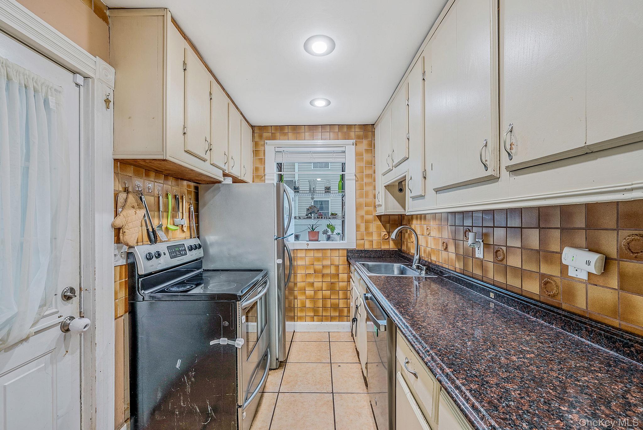 #13 photo, 16 Lyda Drive, Nesconset , NY 11767