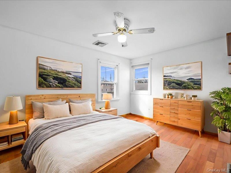 #20 photo, 31 Broadmoor Lane, Westbury , NY 11590