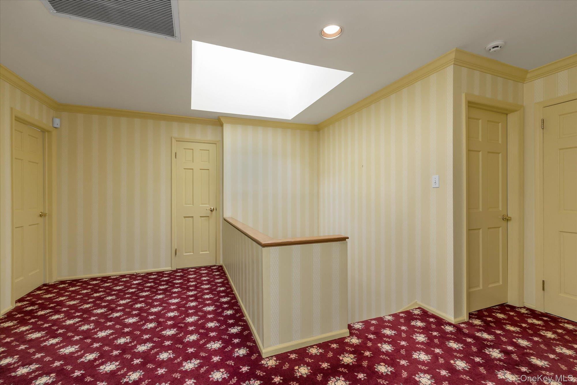 #12 photo, 19 Dell Drive, East Rockaway , NY 11518