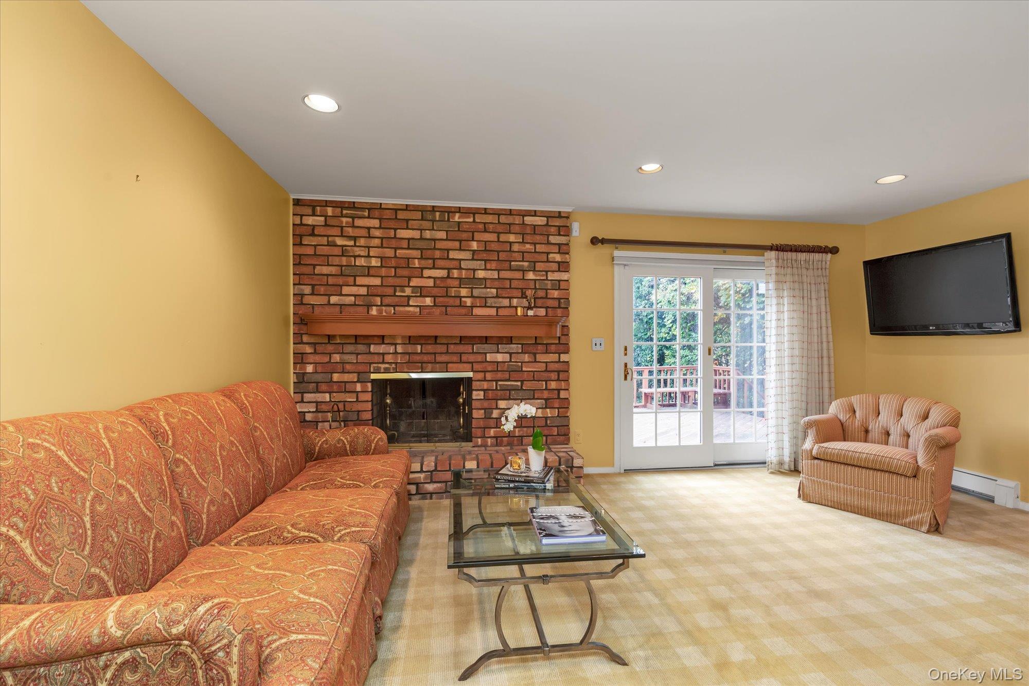 #5 photo, 19 Dell Drive, East Rockaway , NY 11518