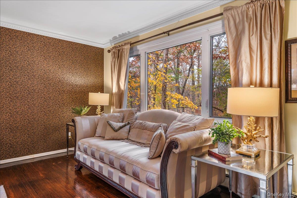 #12 photo, 70 Avery Road, Woodbury , NY 11797