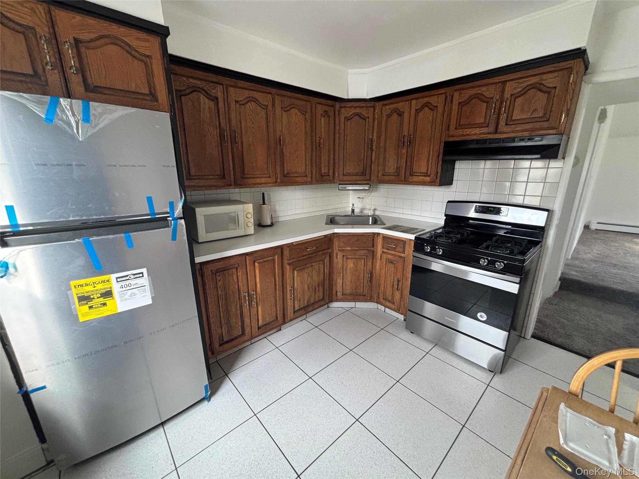 #5 photo, 329 Hamilton Avenue, Hewlett , NY 11557