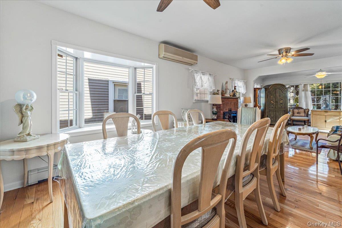 #6 photo, 96 Holland Avenue, Floral Park , NY 11001