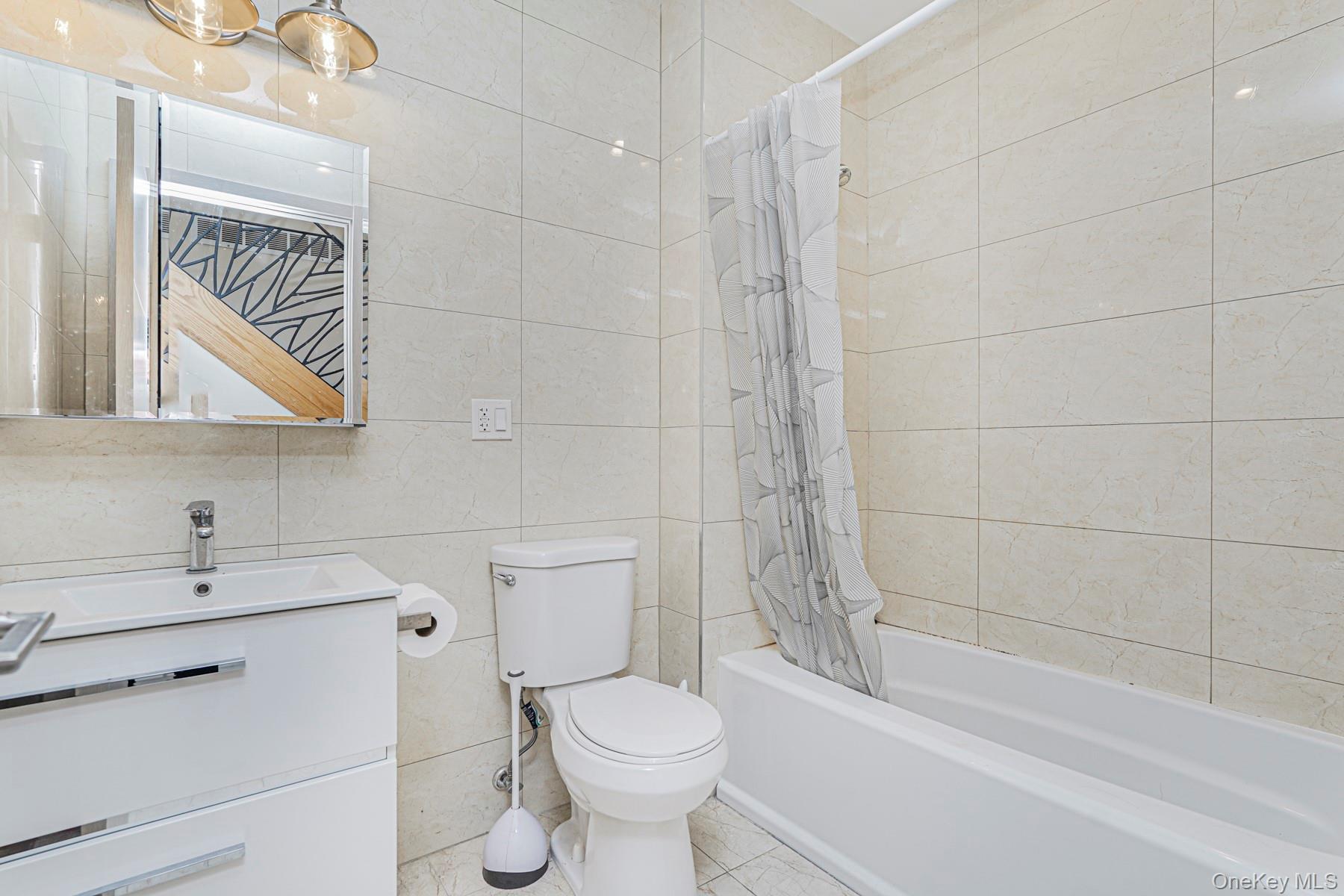 #17 photo, 8794 17 Avenue, 브루클린 Brooklyn , NY 11214