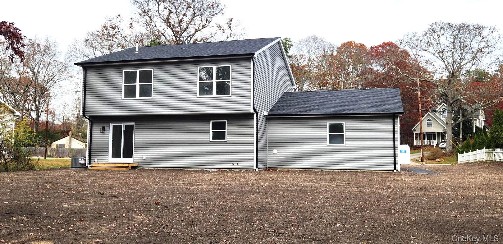 #15 photo, 45 Kingsland Avenue, Shirley , NY 11967