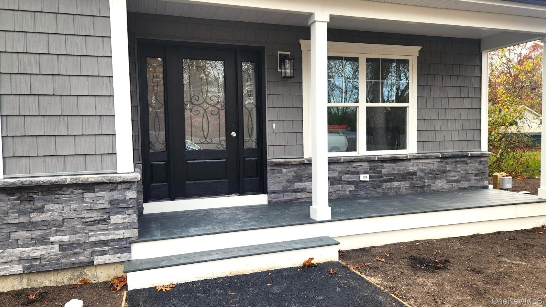 #3 photo, 45 Kingsland Avenue, Shirley , NY 11967