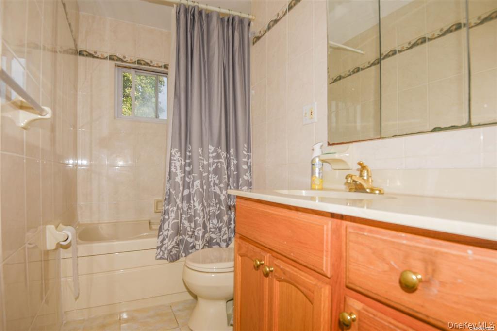 #5 photo, 29 Andover Drive Andover Drive, Deer Park , NY 11729