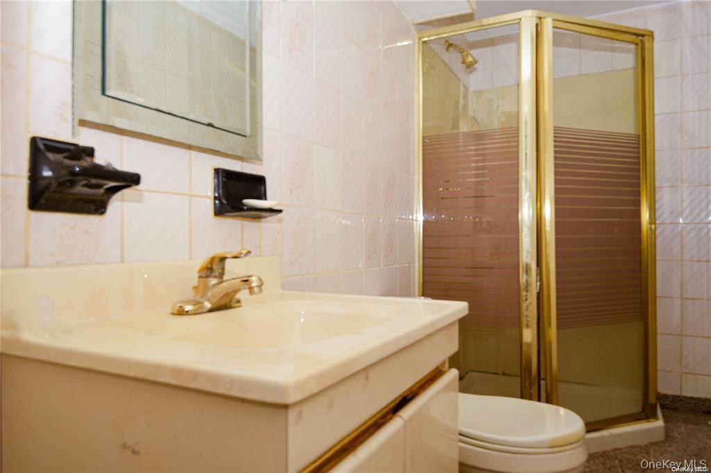 #8 photo, 29 Andover Drive Andover Drive, Deer Park , NY 11729