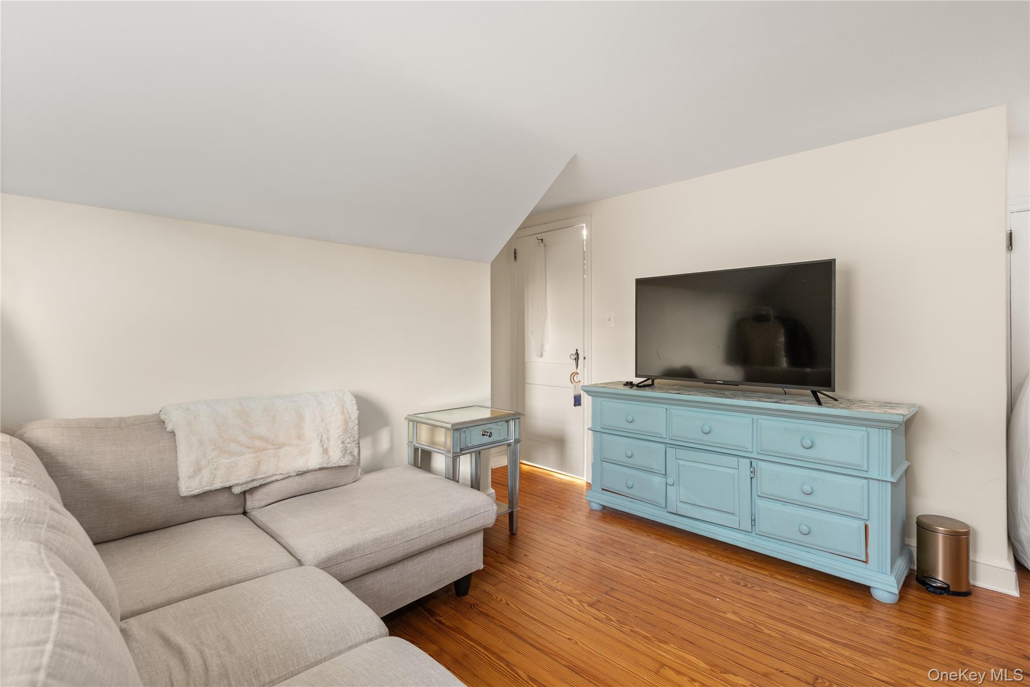 #14 photo, 55 Robbins Avenue, Amityville , NY 11701