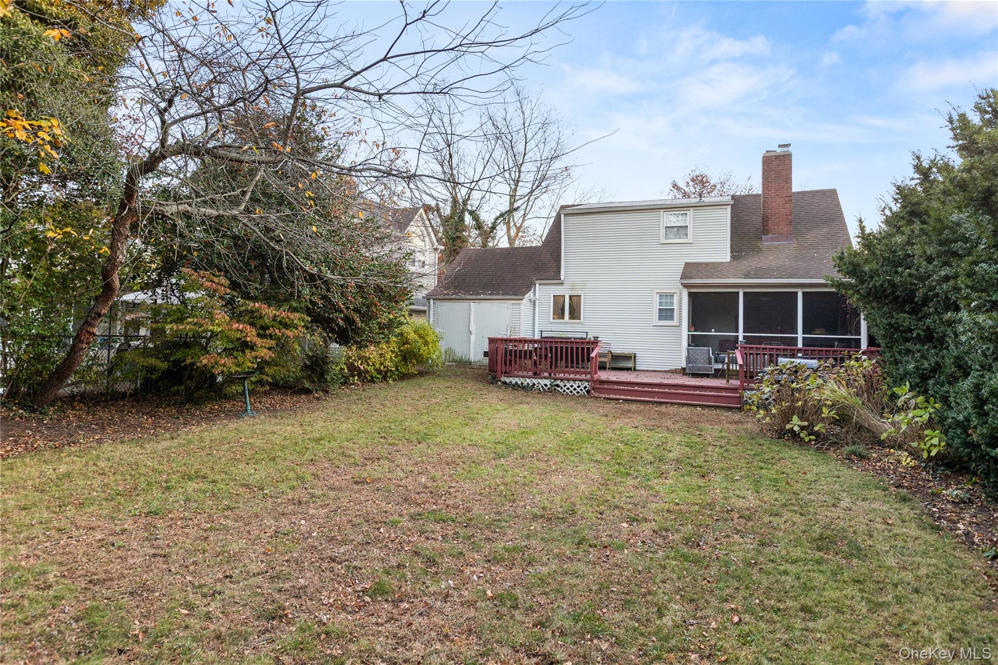 #19 photo, 55 Robbins Avenue, Amityville , NY 11701