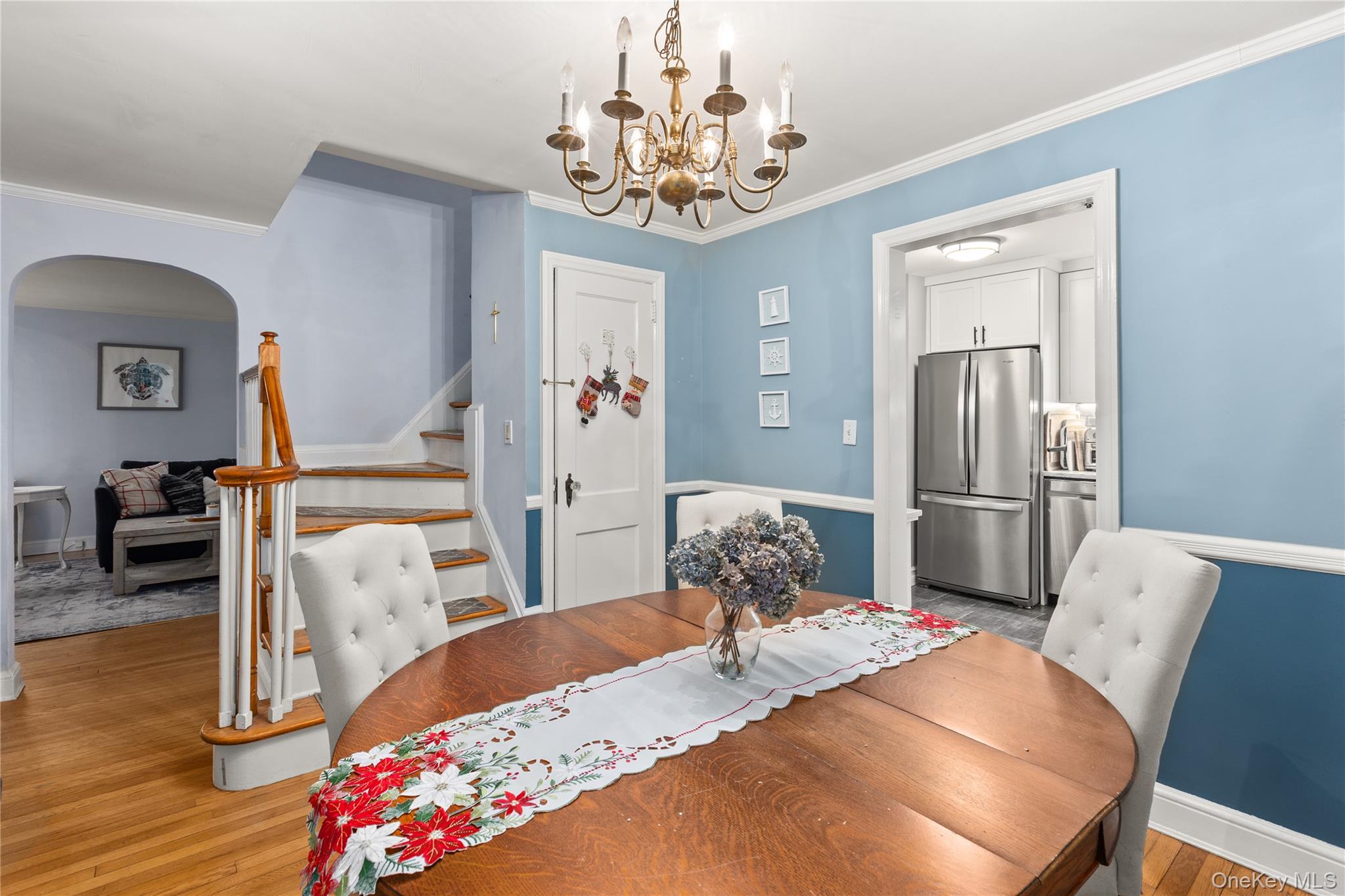 #7 photo, 55 Robbins Avenue, Amityville , NY 11701