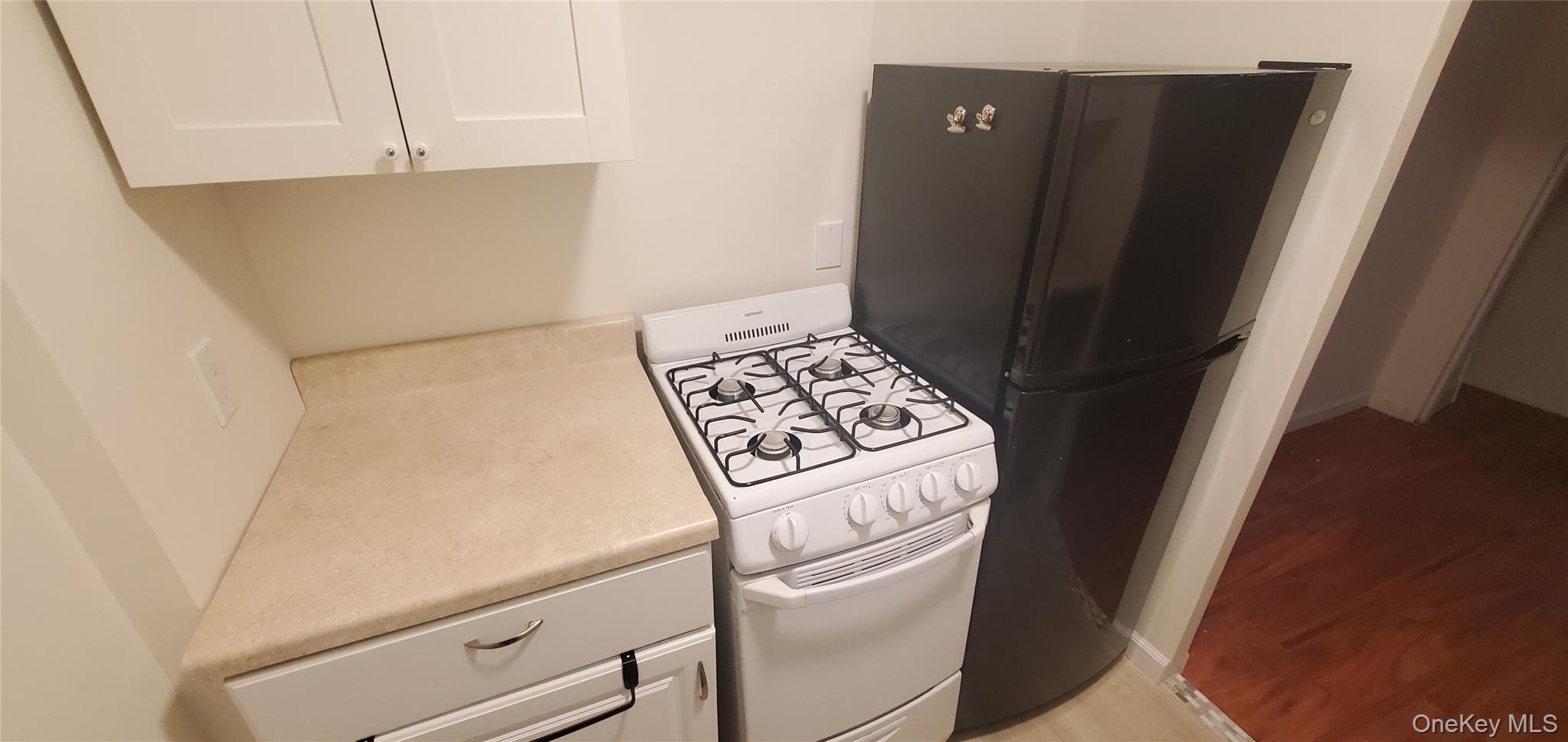 #17 photo, 42 Pine Street, Yonkers , NY 10701