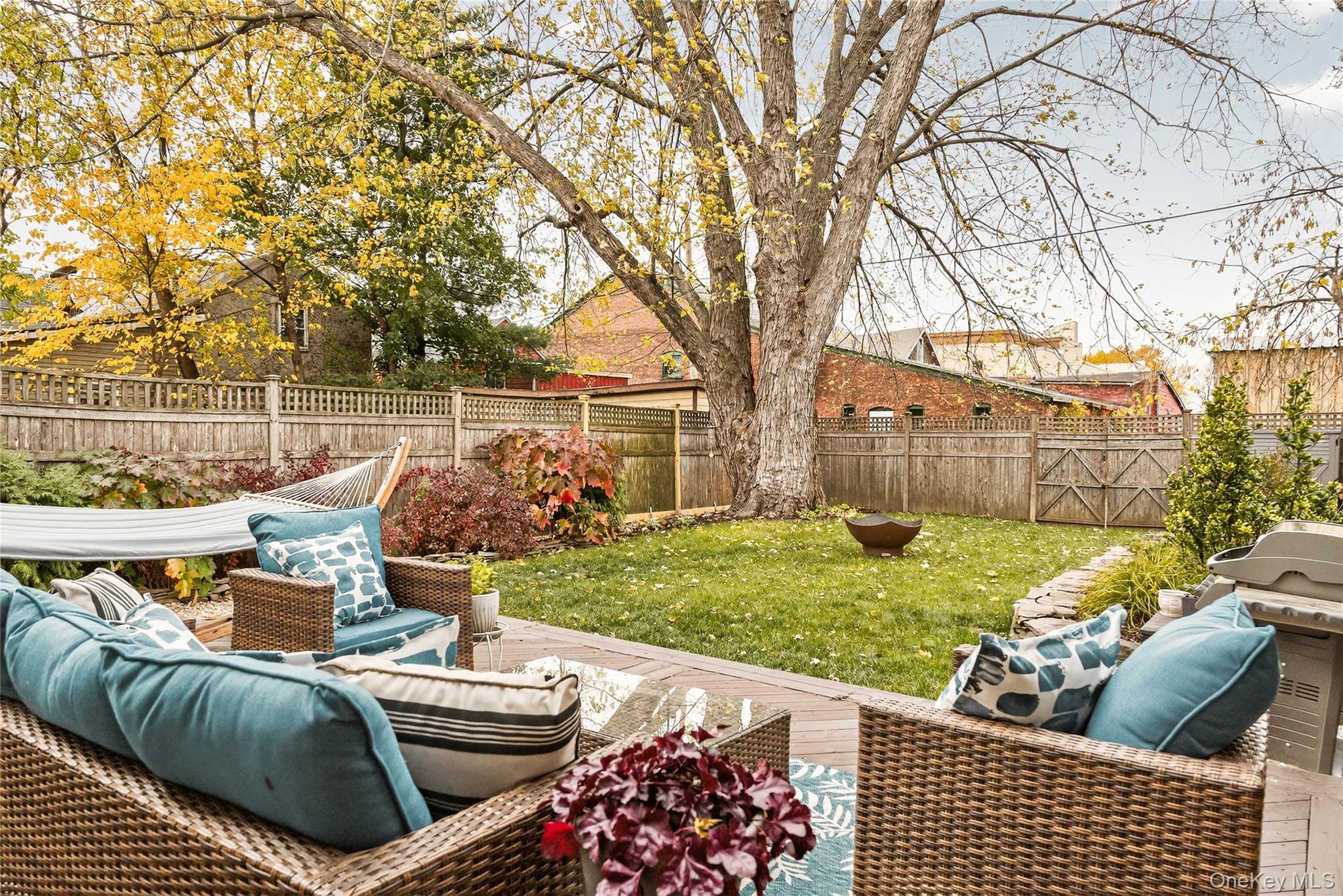 #19 photo, 19 8th Street, Hudson , NY 12534